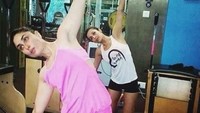 Saat kehamilan pertamanya, Kareena Kapoor mengalami kenaikan berat badan yang cukup banyak dan membuat penampilannya berbeda. Foto: Instagram @therealkareenakapoor
