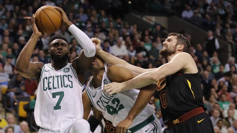 Celtics Tumbangkan Cavaliers Celtics Tumbangkan Cavaliers