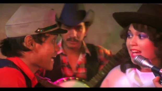 Main Film, Ira Wibowo Dilarang Tampil Seksi