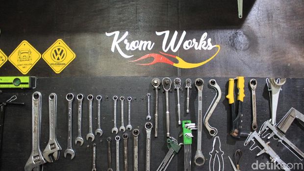 Suka Duka Punya Bengkel Kustom Rumahan
