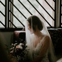 Karya Kuoloon Chong of Kompactfaen. (Dok. Junebug Weddings)