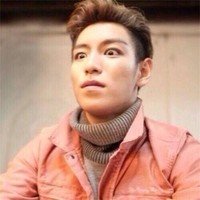 T.O.P Bigbang terlihat seram ketika matanya terbelalak. Foto: Istimewa