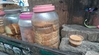 Roti pendamping chai/teh susu India