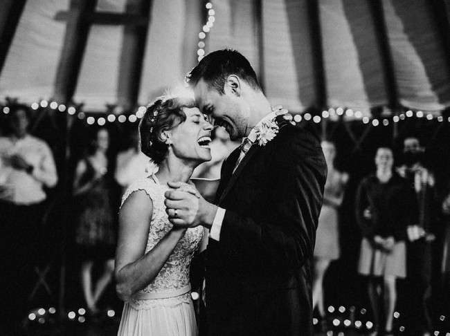 Karya Katie Forbis of Vein + Vessel. (Dok. Junebug Weddings)