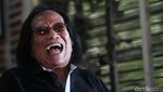 Melihat Kembali Tawa dan Keceriaan Almarhum Yon Koeswoyo