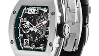 Richard Mille RM010 Le Mans Classic. Model ini merupakan jam tangan yang diproduksi secara eksklusif sebanyak 30 buah. Le Mans Carte sendiri merupakan nama salah satu ajang balapan bersejarah di dunia. Jam tangan ini memiliki edisi yang langka yaitu edisi Felipe Massa RM011. Foto: Watchfinder