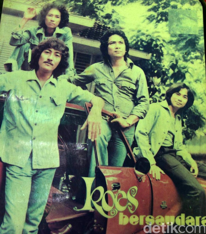 Koes Plus Foto repro Koes Bersaudara milik Yon Koeswoyo.