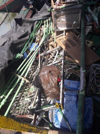 Besi-besi tua yang dicuri dari Kapal LPG