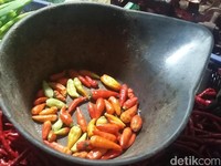 Pedasnya Harga Cabai Rawit di Awal Tahun