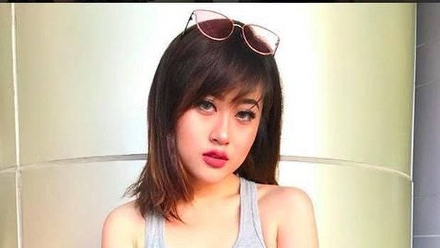 Pacar Young Lex, Whitney.