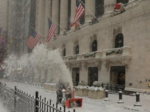 Badai Bom Siklon di AS, 4 Tewas dan Air Terjun Niagara Membeku