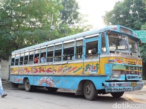 Jakarta Punya Metromini, Kolkata Punya Ini