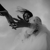 Karya Kyle Wilson of Hinterland Stills. (Dok. Junebug Weddings)