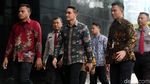 Senyum Gubernur Zumi Zola di KPK