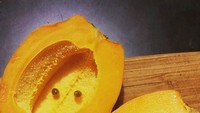 Jenis pepaya yang tumbuh di Amerika Utara ini mulai populer di Amerika. Teksturnya creamy dan memiliki rasa seperti buah mangga. Buah ini kaya akan Vitamin B, magnesium, dan zat besi. Foto: Istimewa