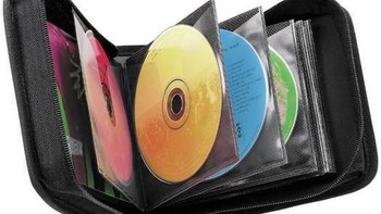 CD masih jadi media penyimpanan favorit sehingga wadah semacam ini jadi barang wajib. Foto: istimewa