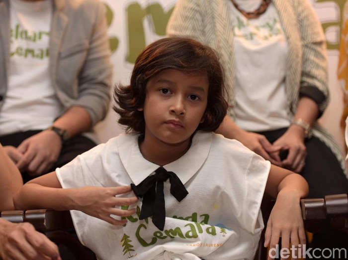 Widuri Putri Sasono, putri Widi Be3 dan Dwi Sasono saat ditemui di kawasan Kebayoran Baru.