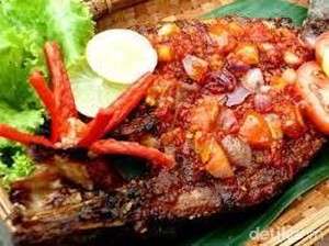 Gence Ikan Haruan, Racikan Rica-Rica Gaya Kutai yang Gurih Pedas