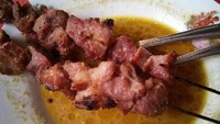 Beralamat di Jalan Imogiri Timur Km. 10 Jejeran. Sate Klatak Pak Jupaini makin enak dinikmati bersama dengan kuah gulenya, Ada juga tengkleng dan juga tongseng. Foto: Istimewa