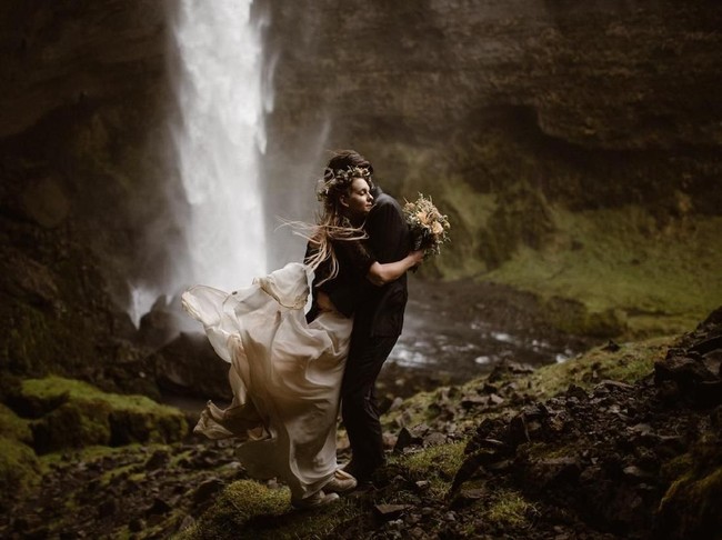 Karya Maddie Mae of Maddie Mae Adventure Elopement. (Dok. Junebug Weddings)