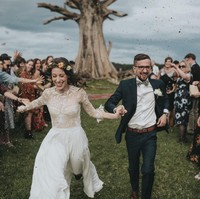 Foto karya Ben Sowry of Ben Sowry Photo. (Dok. Junebug Weddings)