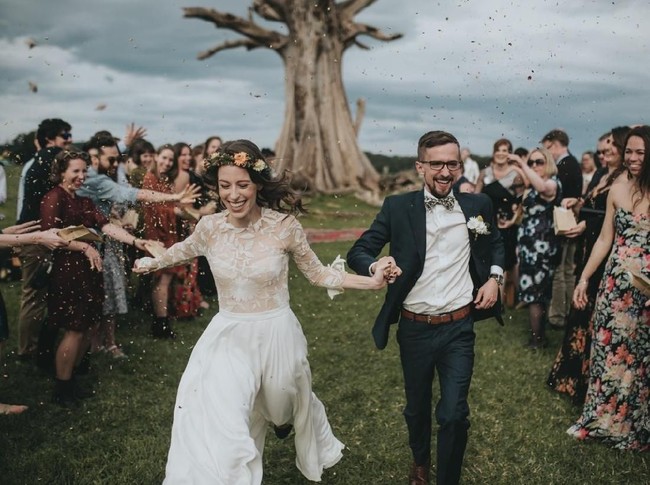 Foto karya Ben Sowry of Ben Sowry Photo. (Dok. Junebug Weddings)