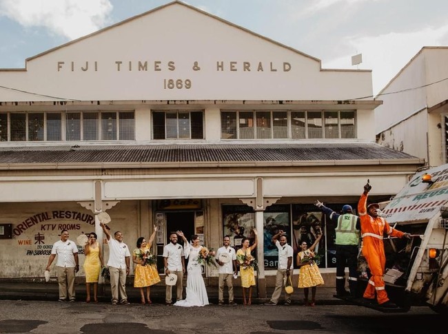 Karya Ropate Kama of Kama Catch Me. (Dok. Junebug Weddings)