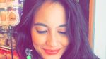 Lihat Gaya Cantik Pevita Pearce Saat Menyantap Makanan Favoritnya