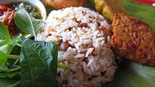 Nasi nutug oncom