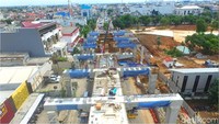 Progres pembangunan prasarana seperti jalur LRT sepanjang 5,8 kilometer (km) mencapai 50,85%, dan pengadaan rolling stock atau kereta ringannya sendiri mencapai 51,19%. Foto: Dok.Wijaya Karya