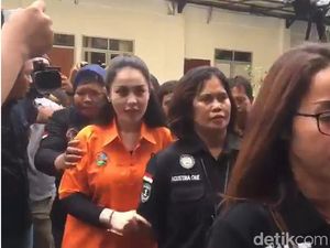 Akan Dikonfrontir dengan FS, Jennifer Dunn Senyum Santai