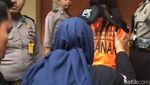Senyum Jennifer Dunn Sebelum Dibui di Polda Metro