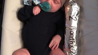 Nah ini potret lucu Lucas di usia 2 bulan. Williams bilang, Biasanya saya beli Philadelphia cheesesteak dari gerai Dalessandro’s Steaks, Fatty’s atau Jerzees di Glenside.