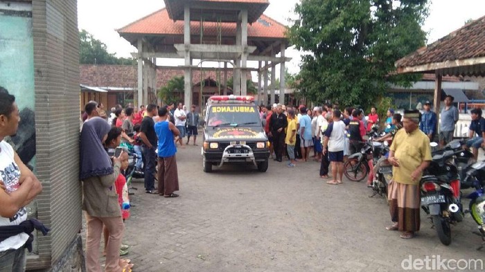 Pencuri Motor di Sidoarjo Babak Belur Dihajar Massa