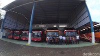 Putera Mulya melayani penumpang dengan rute Jabodetabek-Yogyakarta-Klaten dan Jabodetabek-Solo- Wonogiri. Foto: Putera Mulya Sejahtera