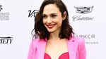 Gal Gadot, Hot in Pink!