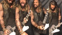 Terlepas dari hobi berolahraga, Jason Momoa juga punya kegemaran lain yakni bermain gitar. Hmm... buat para perempuan jadi lumer ya? (Foto: Instagram/prideofgypsies)