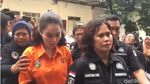 Senyum Jennifer Dunn Sebelum Dibui di Polda Metro