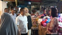 Mereka lega, Anas kembali muncul setelah sempat menghilang usai memutuskan mundur di Pilkada Jatim 2018.