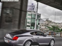 Remaja Kaya Iran yang Menuai Kecaman