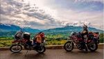 Cewek Cantik Jejalah Bumi Pakai Motor