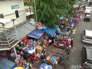 Mau Digusur untuk Tol, Pedagang Pasar Gembrong Minta Habis Lebaran