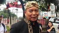Perintah untuk maju jadi cagub Jabar diterima TB Hasanuddin saat dipanggil ke kediaman Ketum PDIP Megawati Soekarnoputri tadi malam. TB Hasanuddin menyatakan siap melaksanakannya.