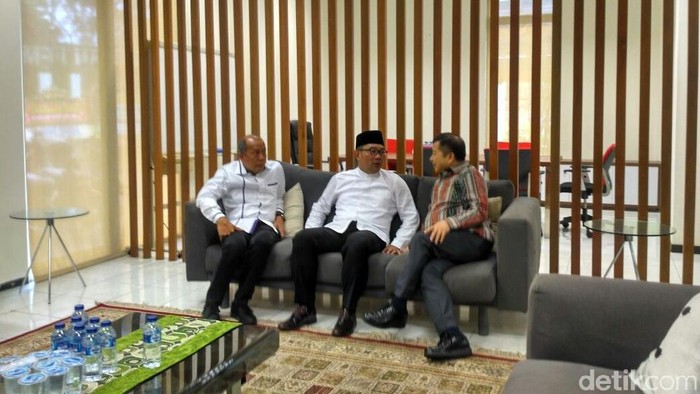 Dari Hanura, Ridwan Kamil-Uu Merapat ke Kantor DPP PPP