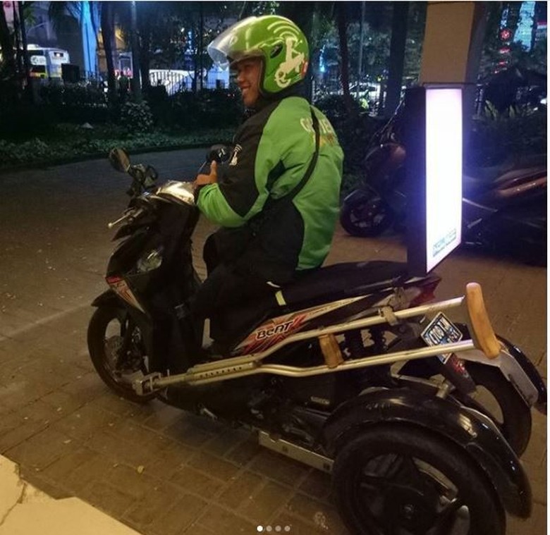 Driver ojek online difabel. Foto: Screenshot Instagram Driver ojek online difabel. Foto: Screenshot Instagram