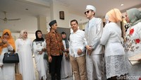 Rifky Balweel dan Biby Alraen melangsungkan pernikahan di Masjid Daruul Ilmi PTIK, Kebayoran Baru, Jakarta Selatan. (Foto: Palevi S/detikHOT)