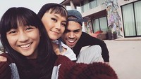 Agnez Mo dan Chris Brown kerap mengunggah foto keakraban mereka di Instagram. Semakin lama, keduanya semakin lengket.  Foto: dok. Instagram Agnez Mo