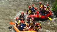 Ada tiga jenis trip yang ditawarkan dalam mengarungi jeram di sepanjang sungai Bogowonto yakni trip pendek, sedang dan panjang (Rinto/detikTravel)