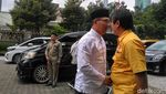 Ridwan Kamil-Uu Terima Jam Tangan dari Ketum Hanura