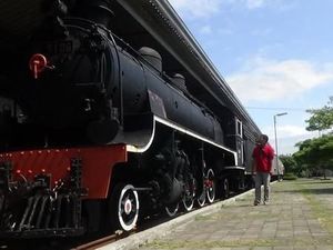 Jawa Barat Hidupkan Tur Jalur Kereta Api Bersejarah